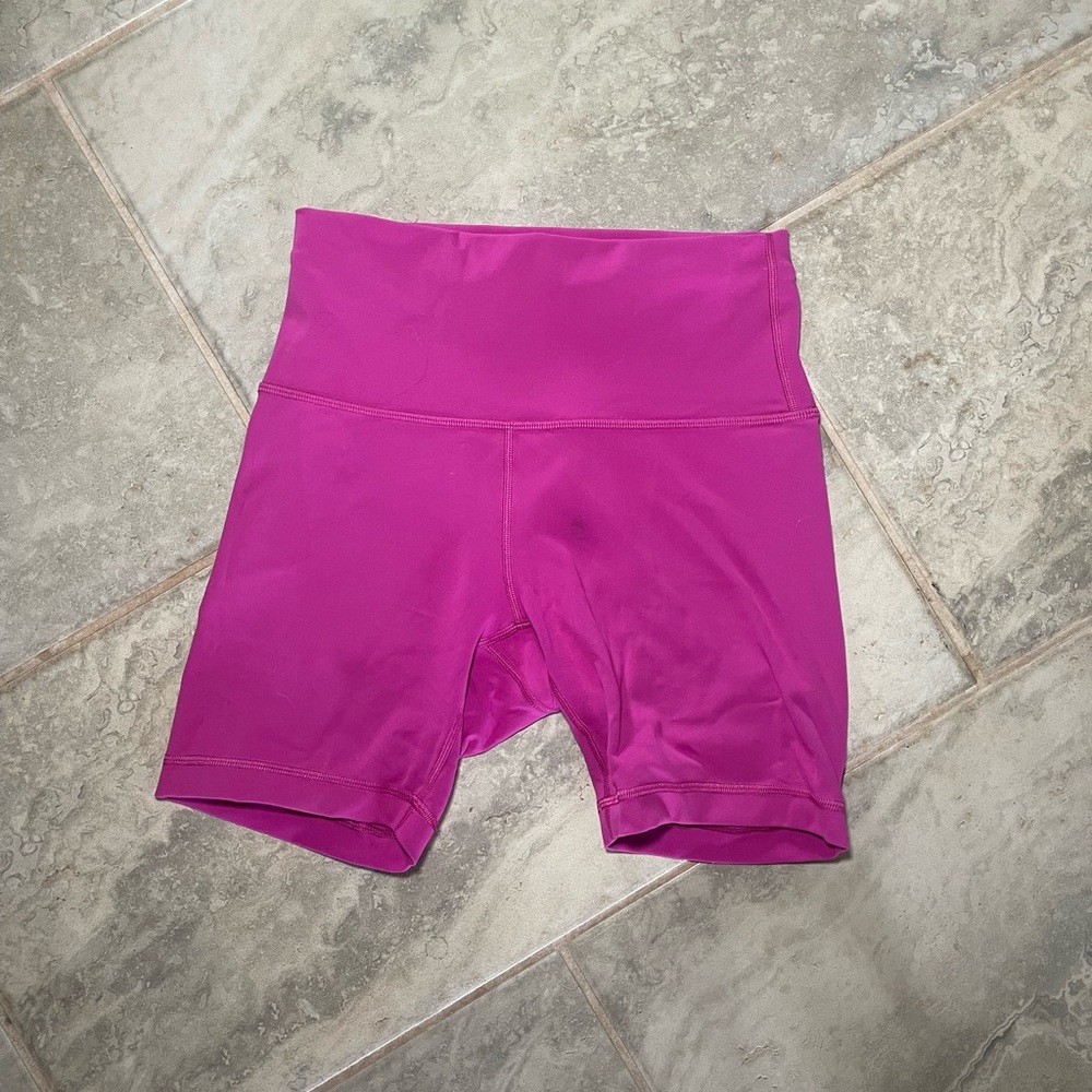 Lululemon Wunder train 6” biker short